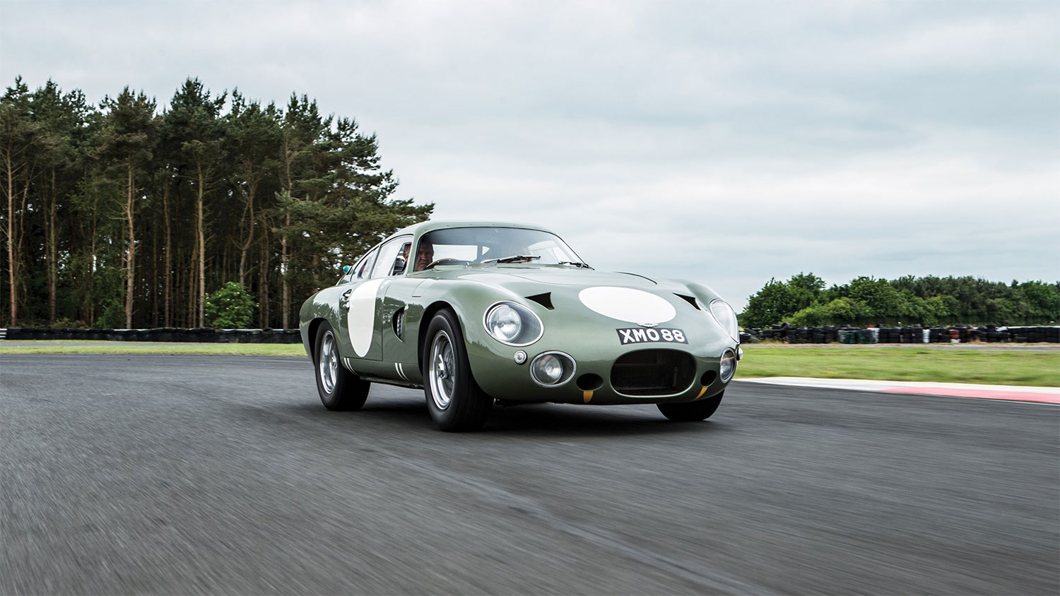 monterey car week 2018 preview 1963 aston martin dp215 1