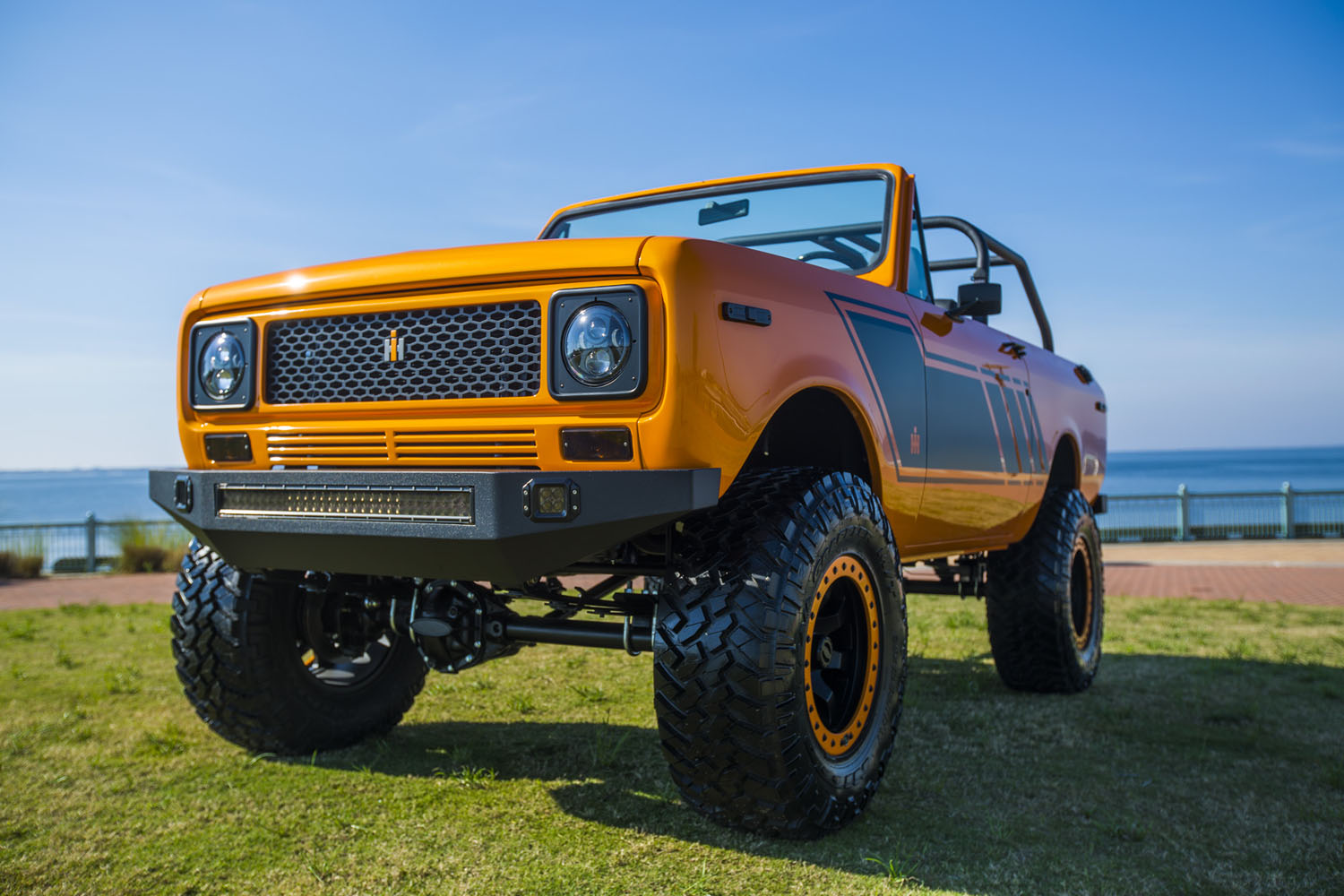 velocity restorations 1979 international scout scout001