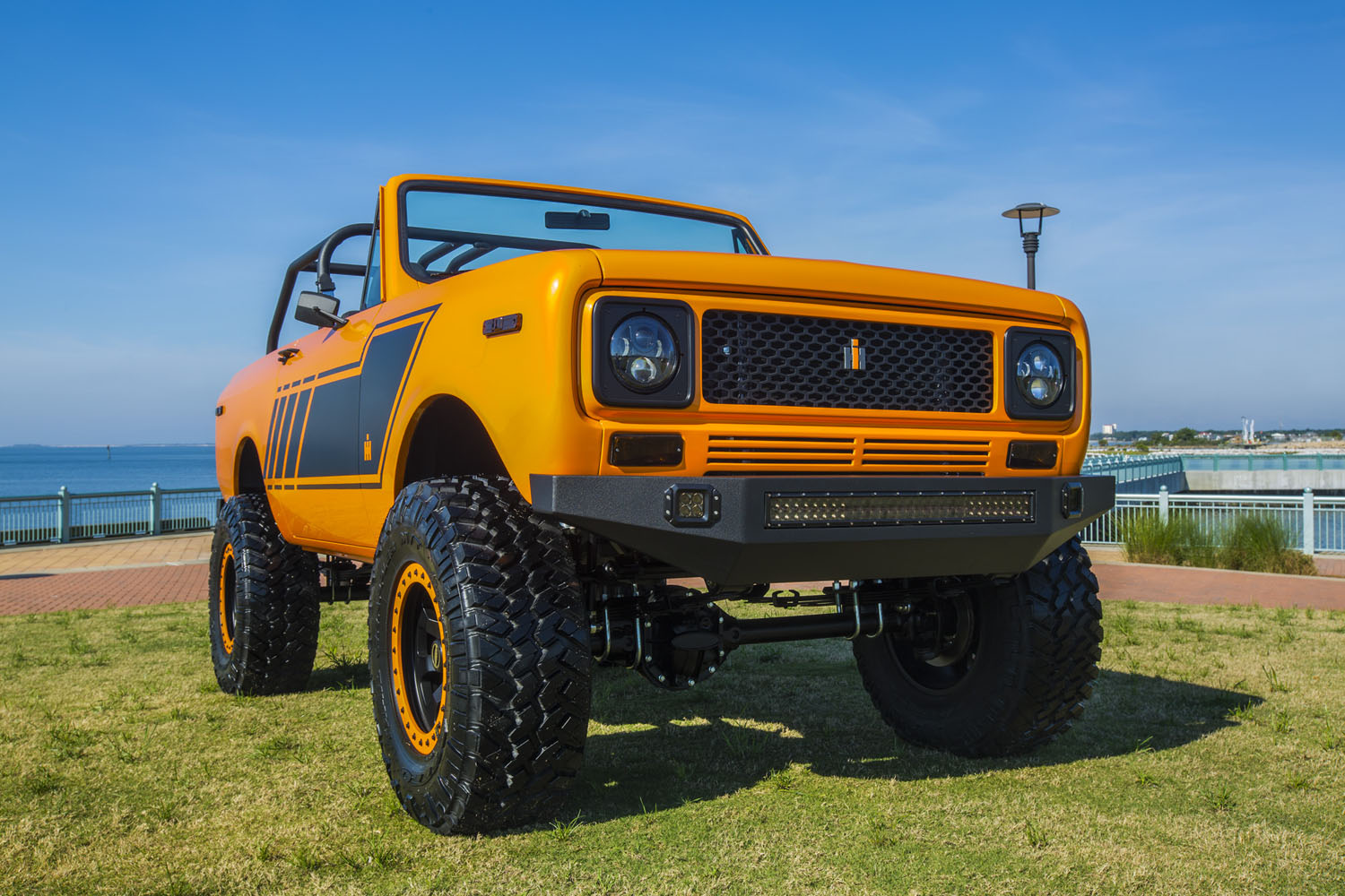 velocity restorations 1979 international scout scout003