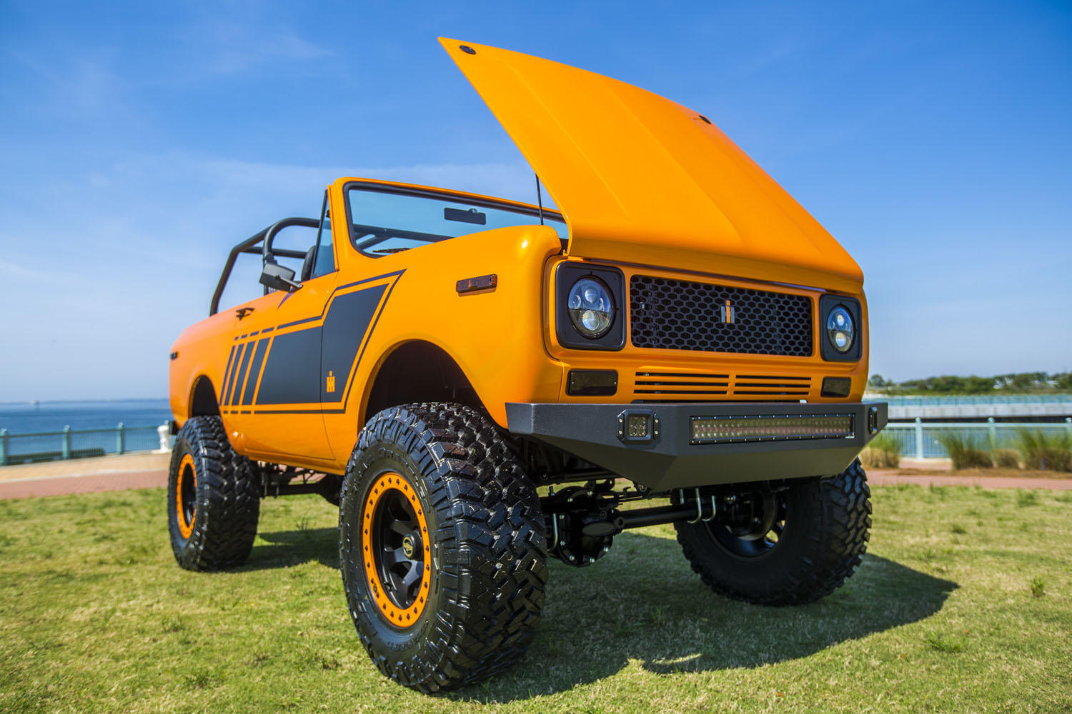 velocity restorations 1979 international scout scout007