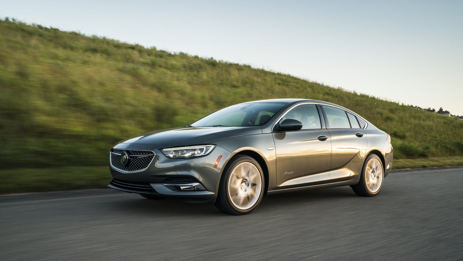 2019 Buick Regal Avenir