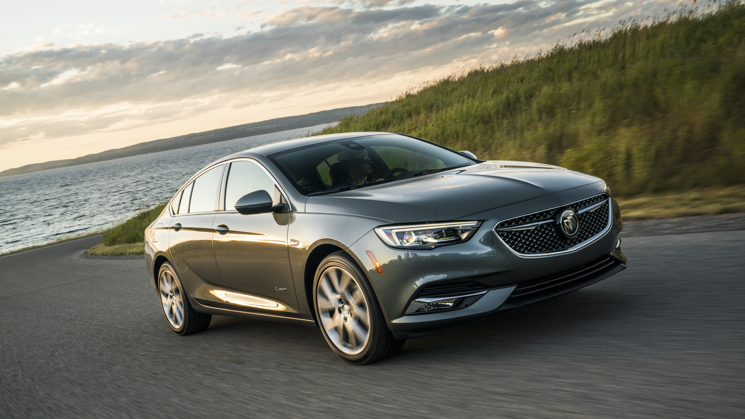 2019 Buick Regal Avenir