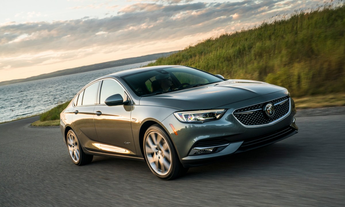 2019 Buick Regal Avenir