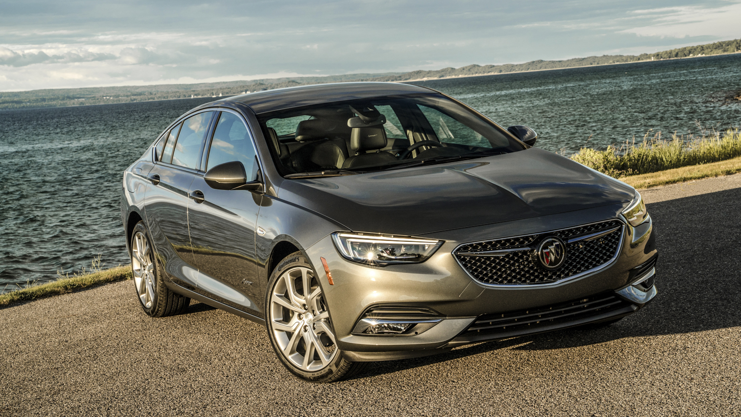 2019 Buick Regal Avenir