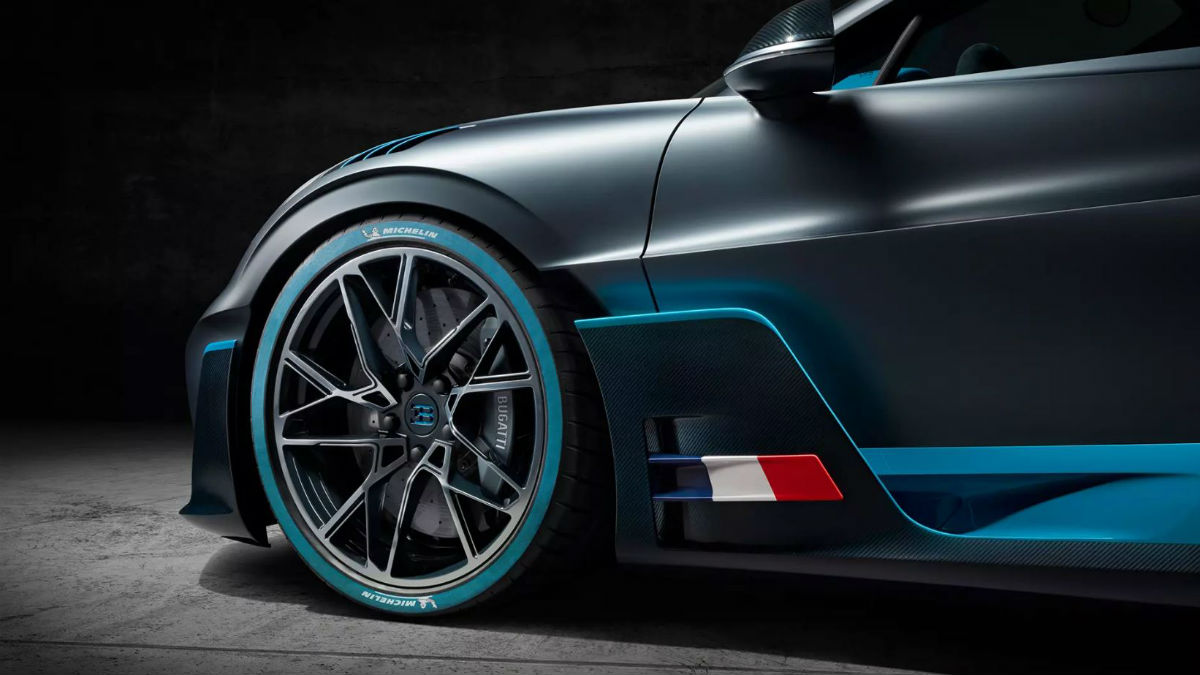 bugatti divo