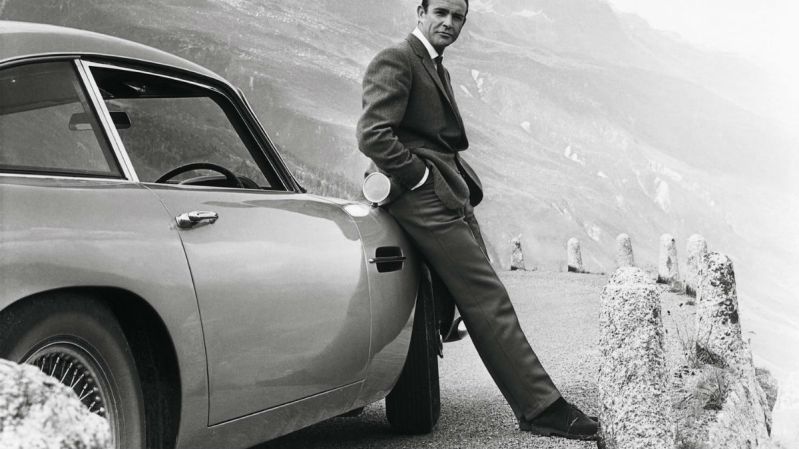James Bond Goldfinger Aston Martin db5 contunation