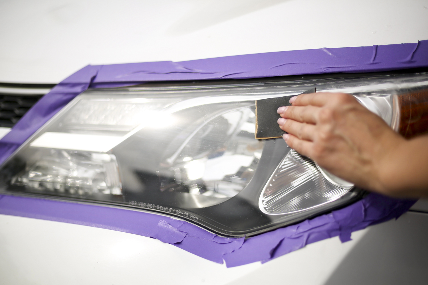 Foggy headlights? Ditch the baking soda for something that works. 