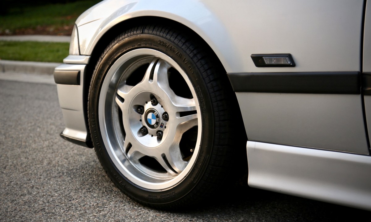 pirelli p zero asimmetrico tire review feature image