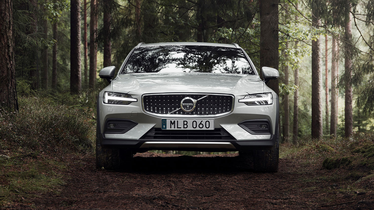 volvo v60 cross country announcement