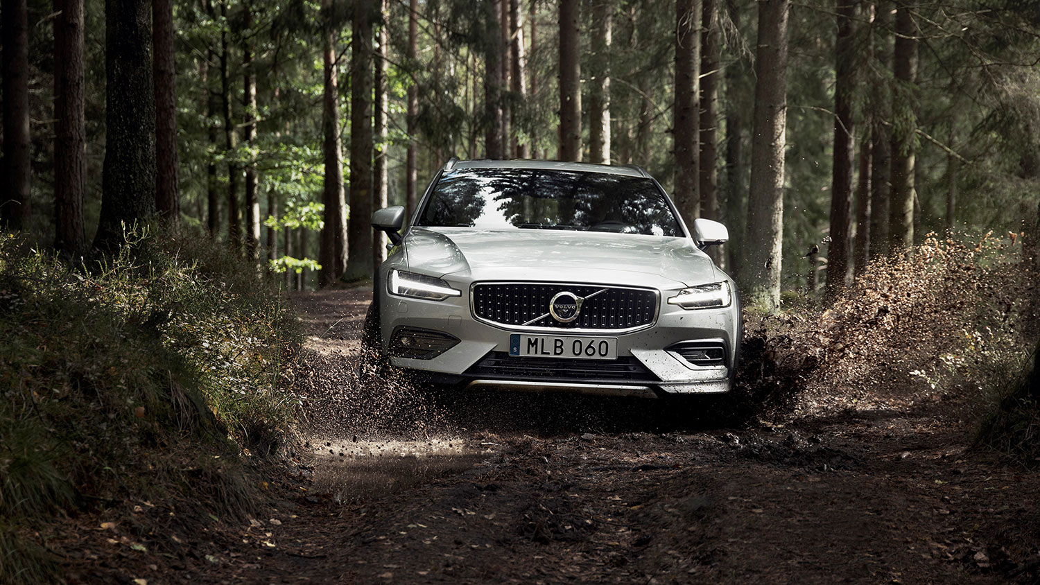 volvo v60 cross country announcement