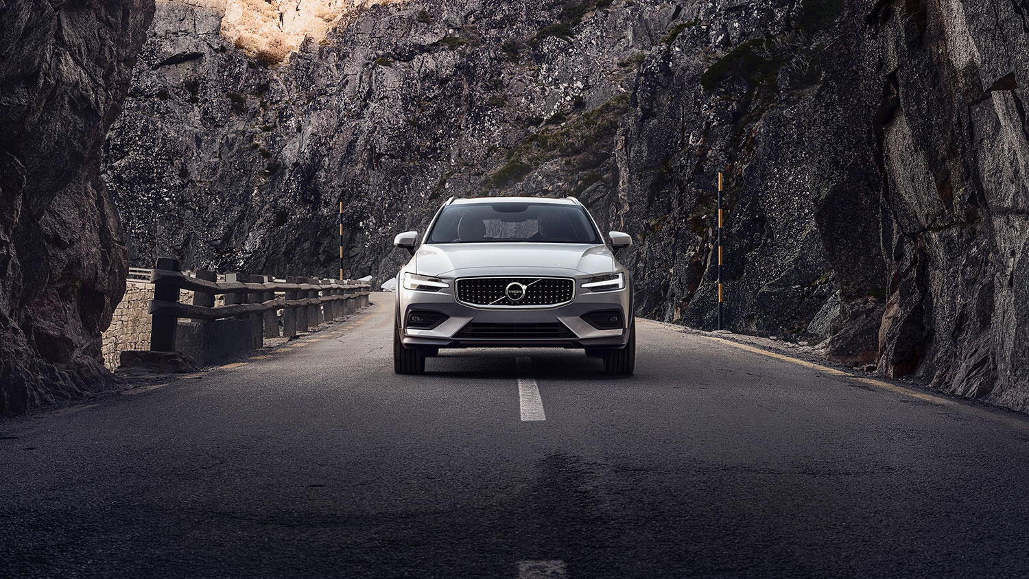 volvo v60 cross country announcement