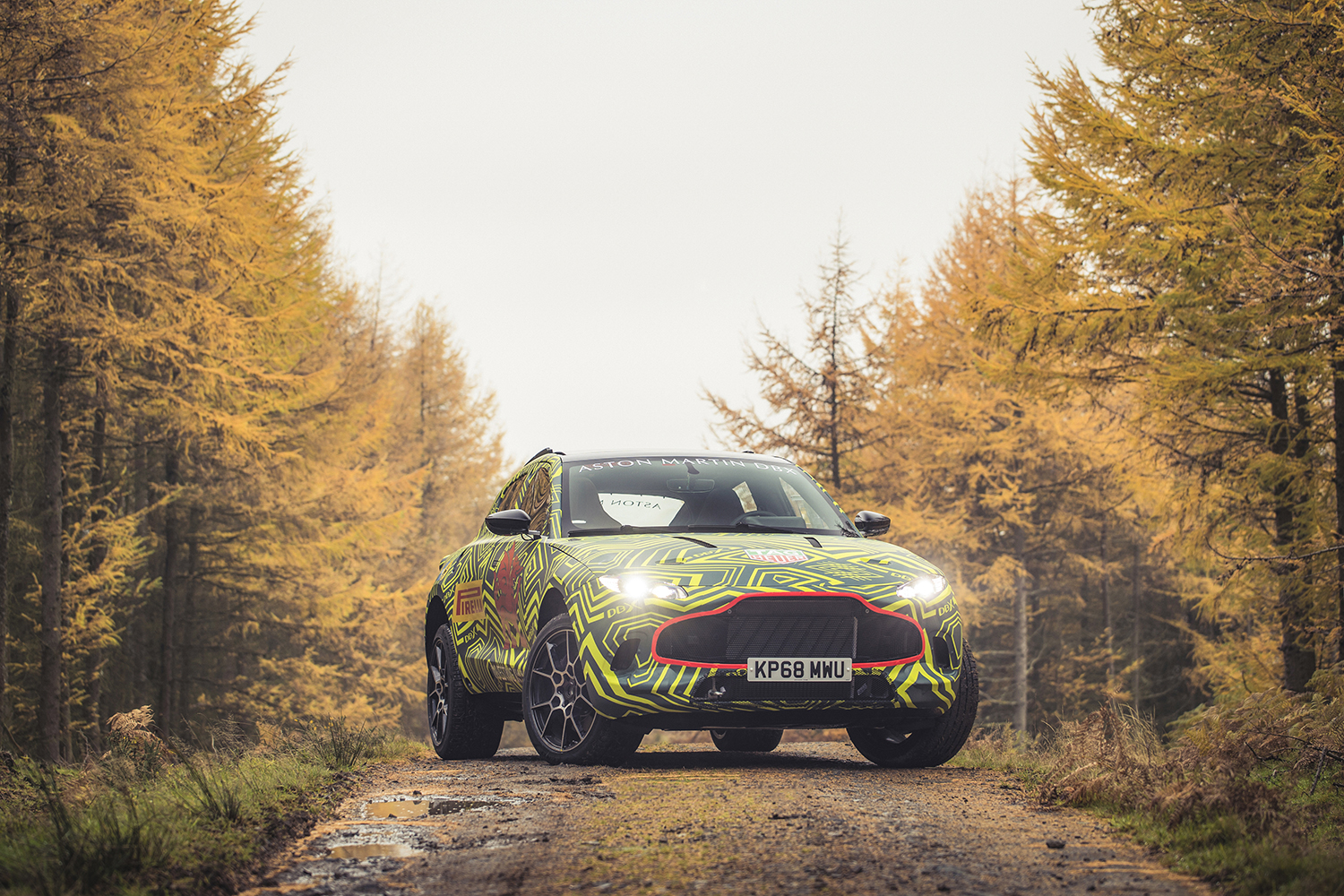 Aston Martin DBX SUV 2018