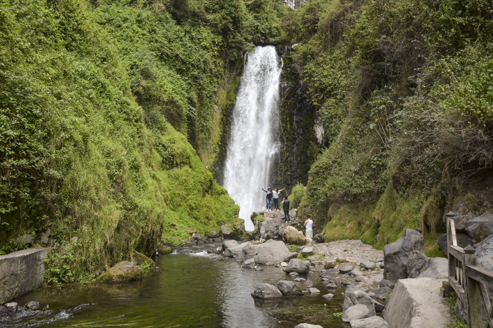best things to do in ecuador quito otavalo banos places visit cascada de peguche 4