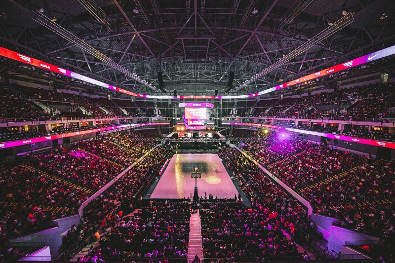 nba basketball court stadium full of spectators.