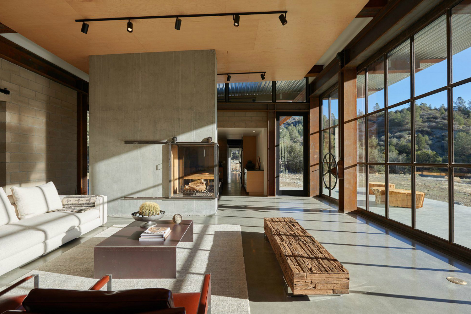 sawmill house olson kundig desert abode 2