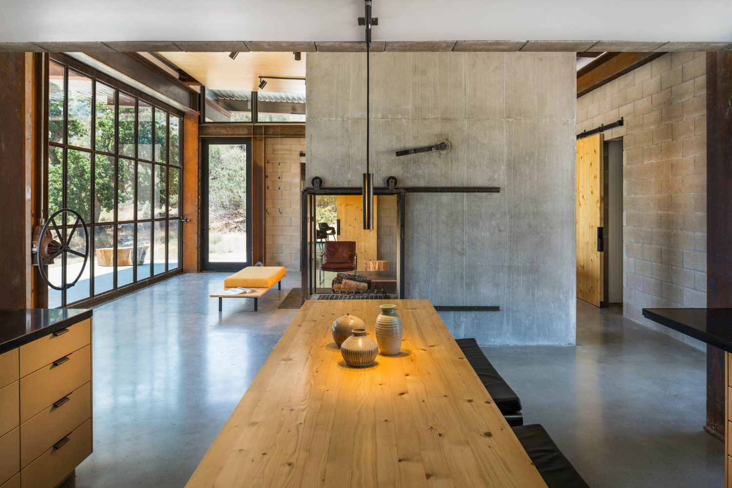 sawmill house olson kundig desert abode 6