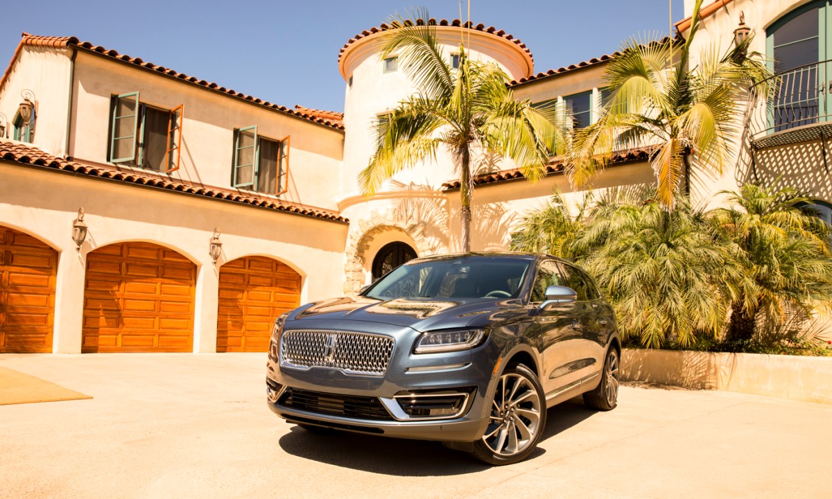 2019 lincoln nautilus black label review 13