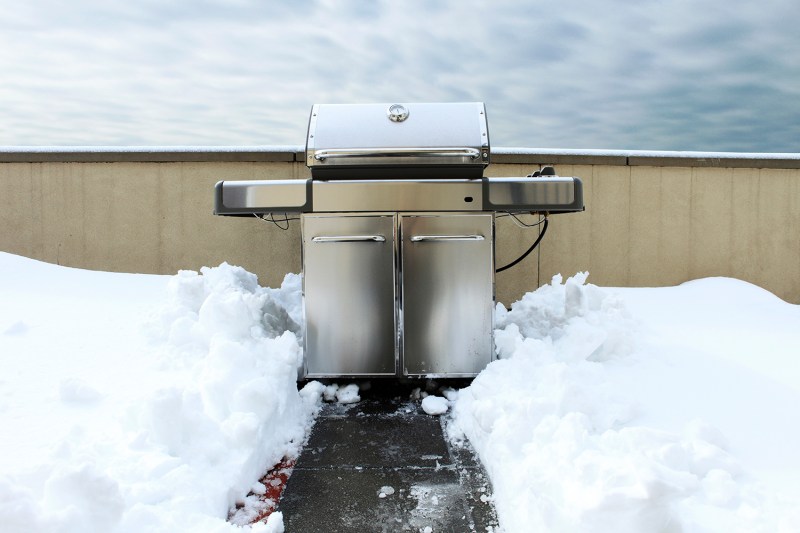 gas propane grill barbecue snow winter