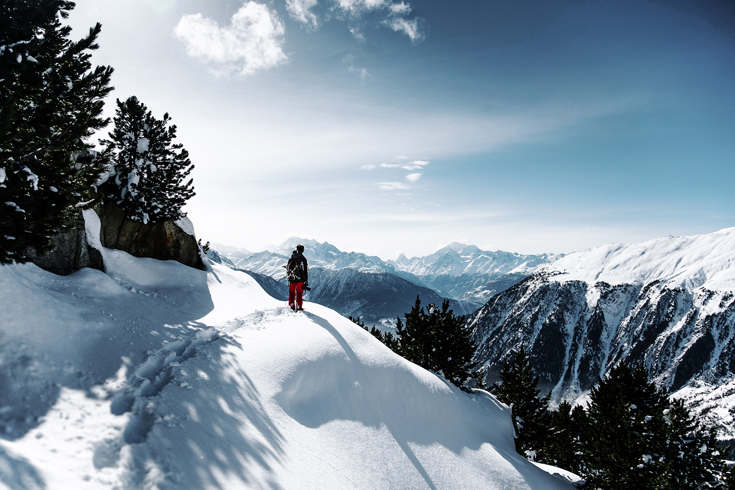 winter camping hiking snow mountain
