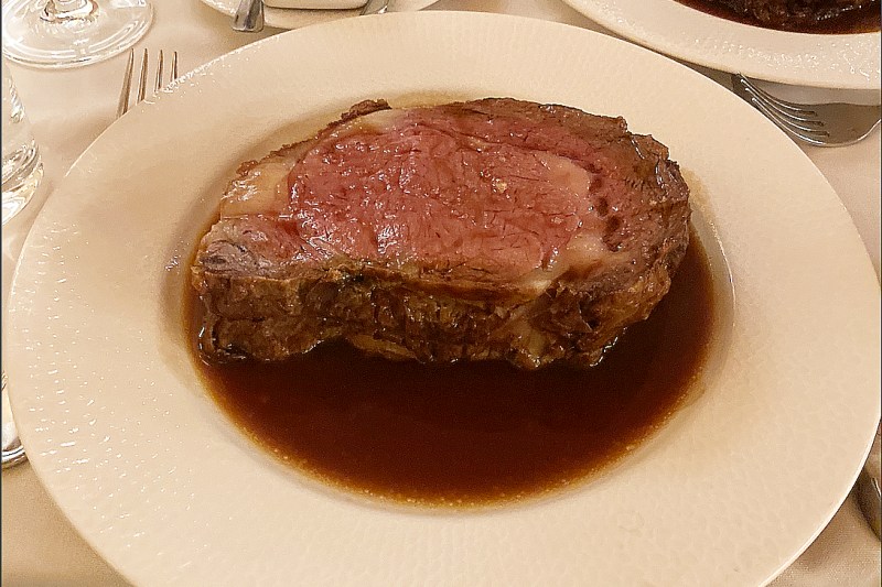 Monterey prime rib slice