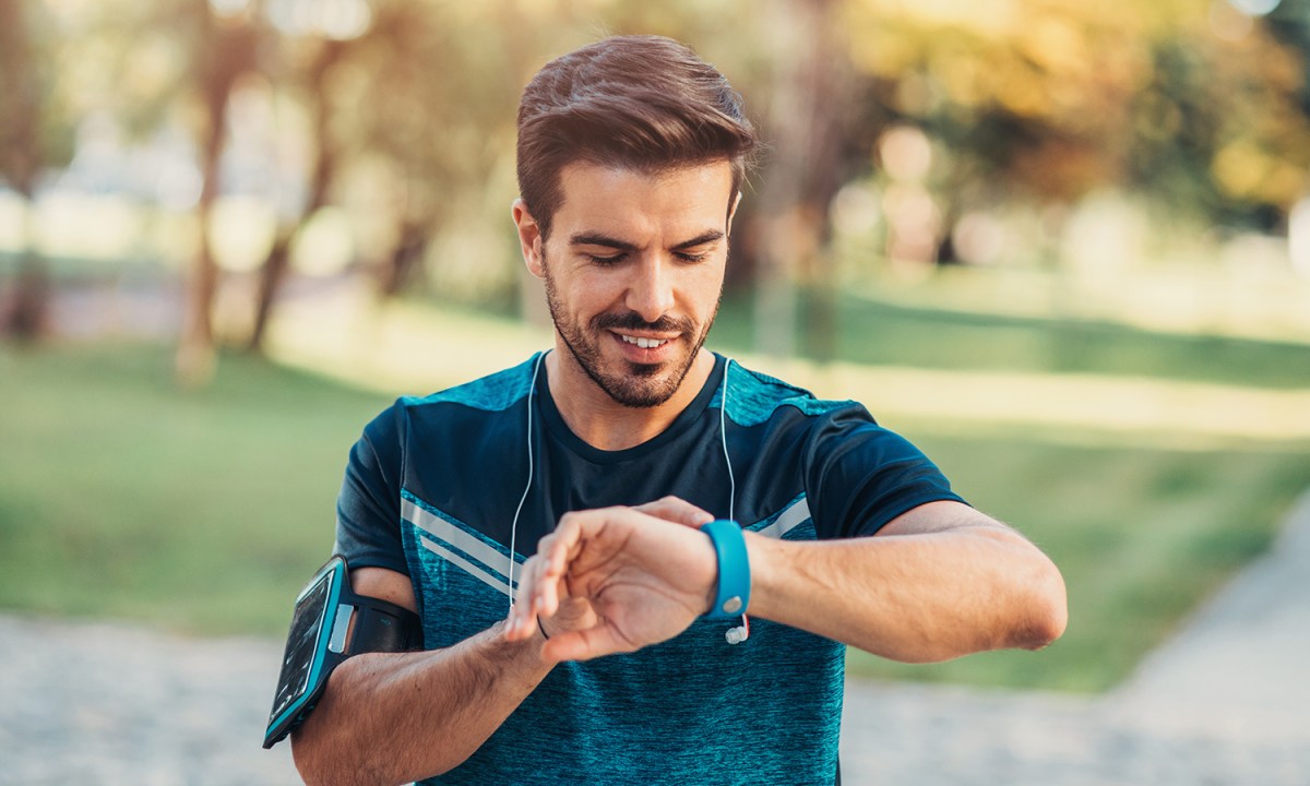 exercise running workout phone app watch headphones