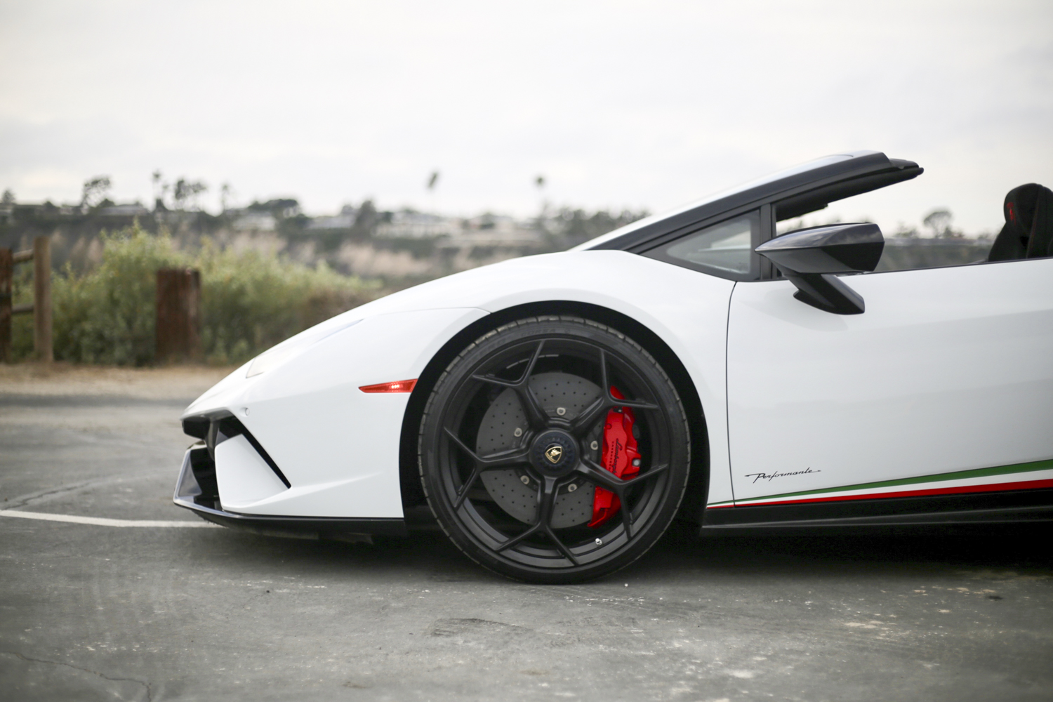 lamborghini huracan performante spyder review  miles b 4