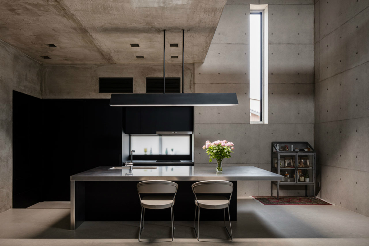 tranquil house japanese brutalism form kouichi kimura architects 3
