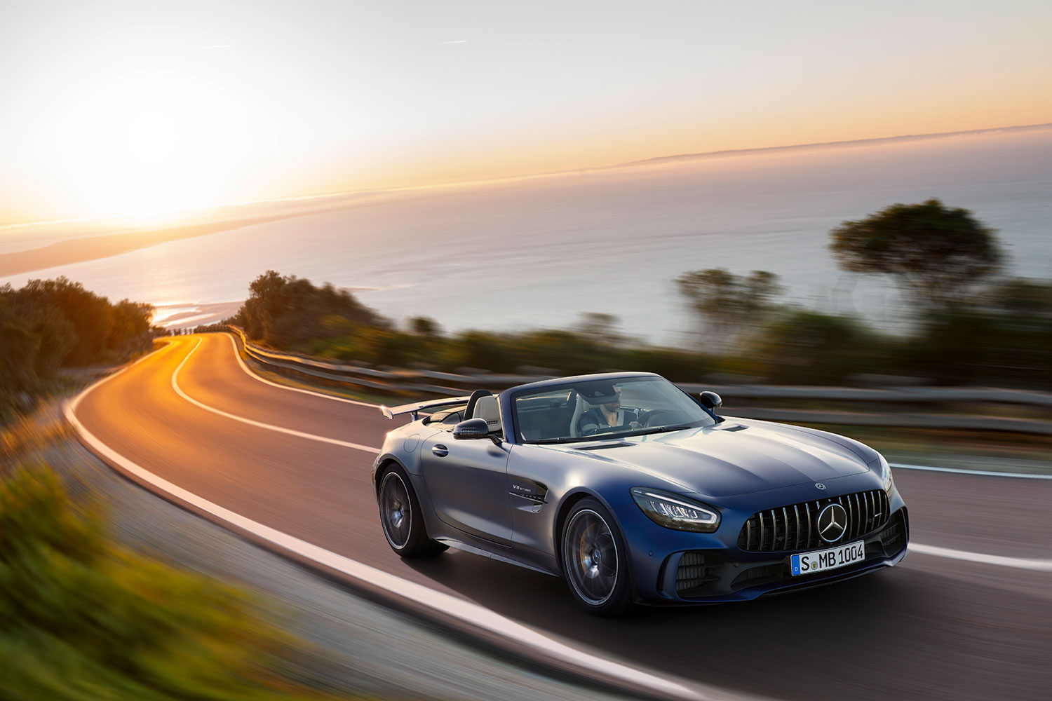 Mercedes-AMG GT R