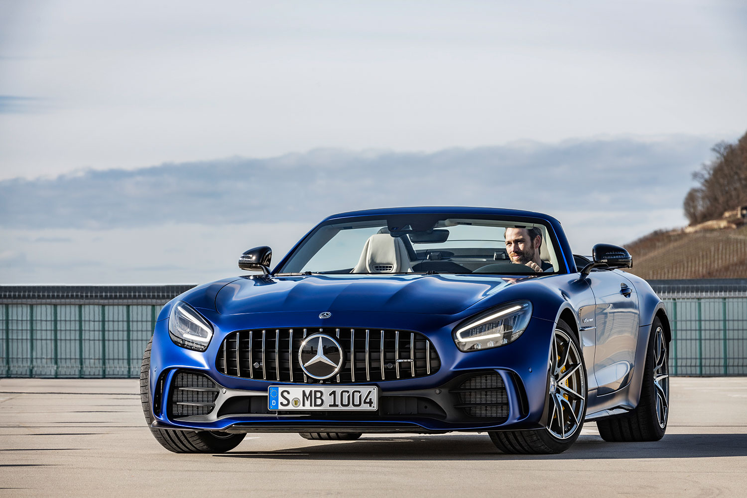 Mercedes-AMG GT R