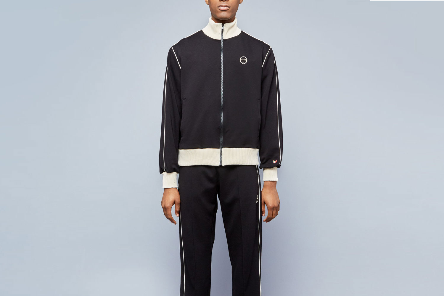 A Style Guide - How To Wear Stylish Track Pants For Men! - Bewakoof Blog