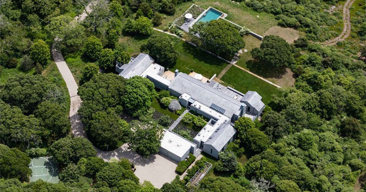 The New York house where Beyoncé spends her summer holidays Hamptons