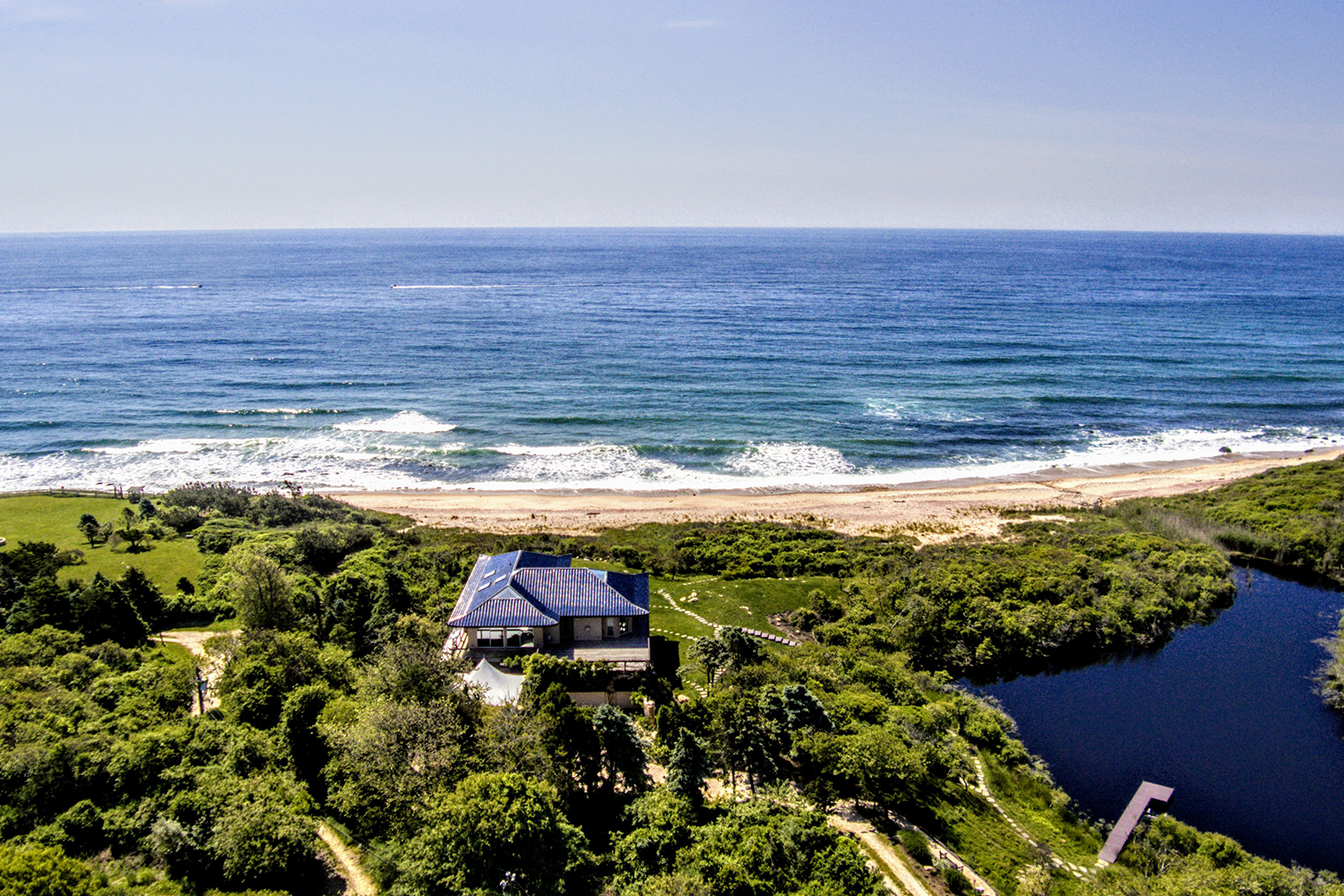 northeast waterfront homes where you can summer like a celebrity 001 montauk beachfront paradise