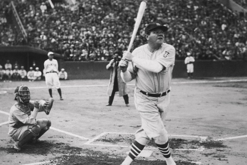 babe ruth swinging a bat