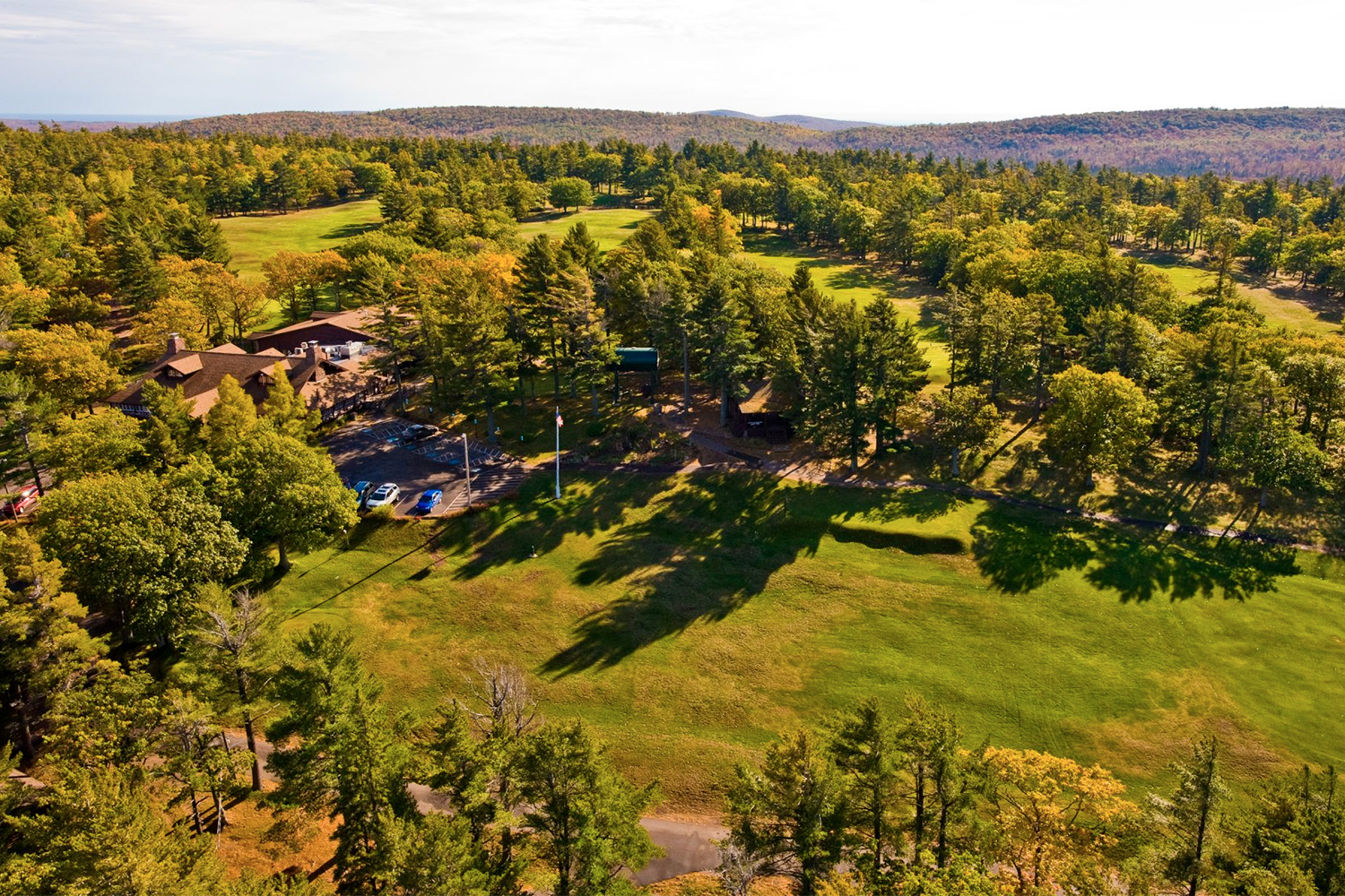 best midwest camp style lodges hotel where you can unplug keweenaw mountain lodge outside drone