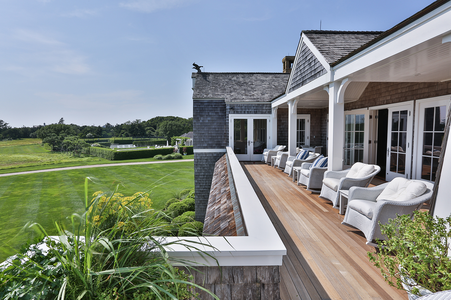northeast waterfront homes where you can summer like a celebrity mainhousedeck