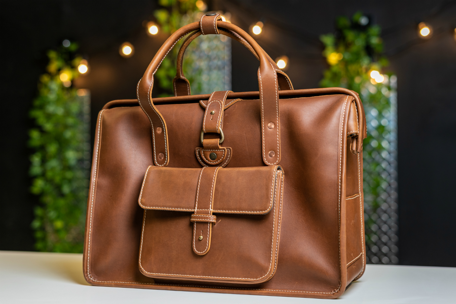 pad and quill leather briefcase giveaway 2