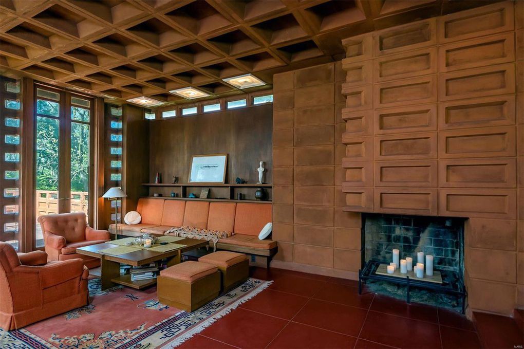 frank lloyd wrights perfectly preserved pappas house hits the market 1