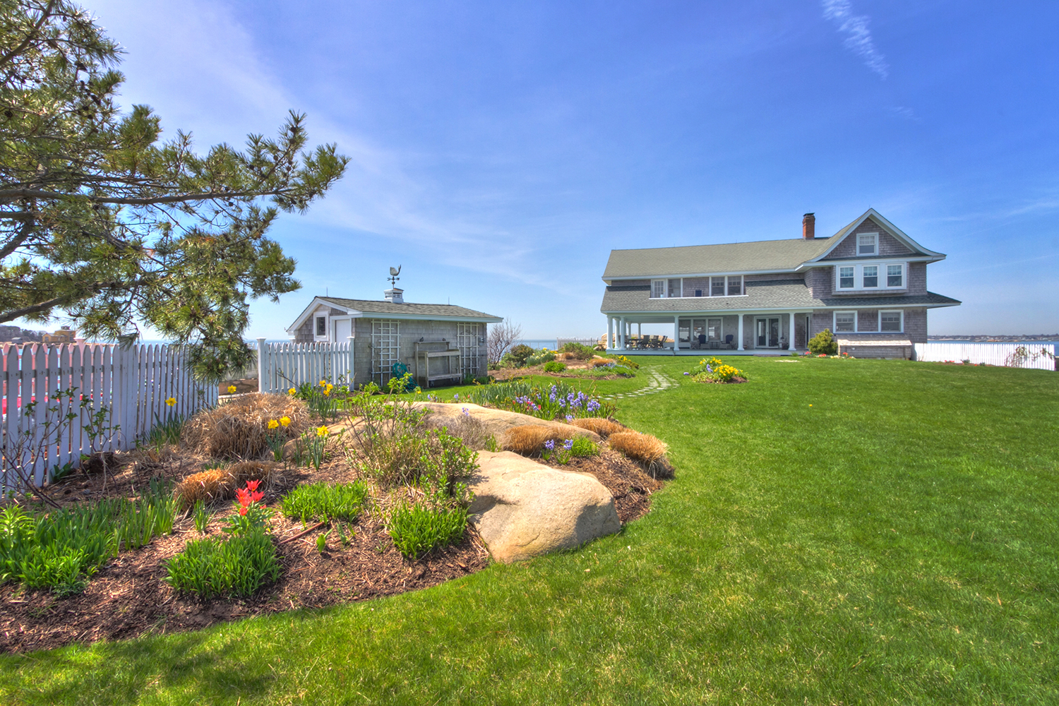 northeast waterfront homes where you can summer like a celebrity potato island 16