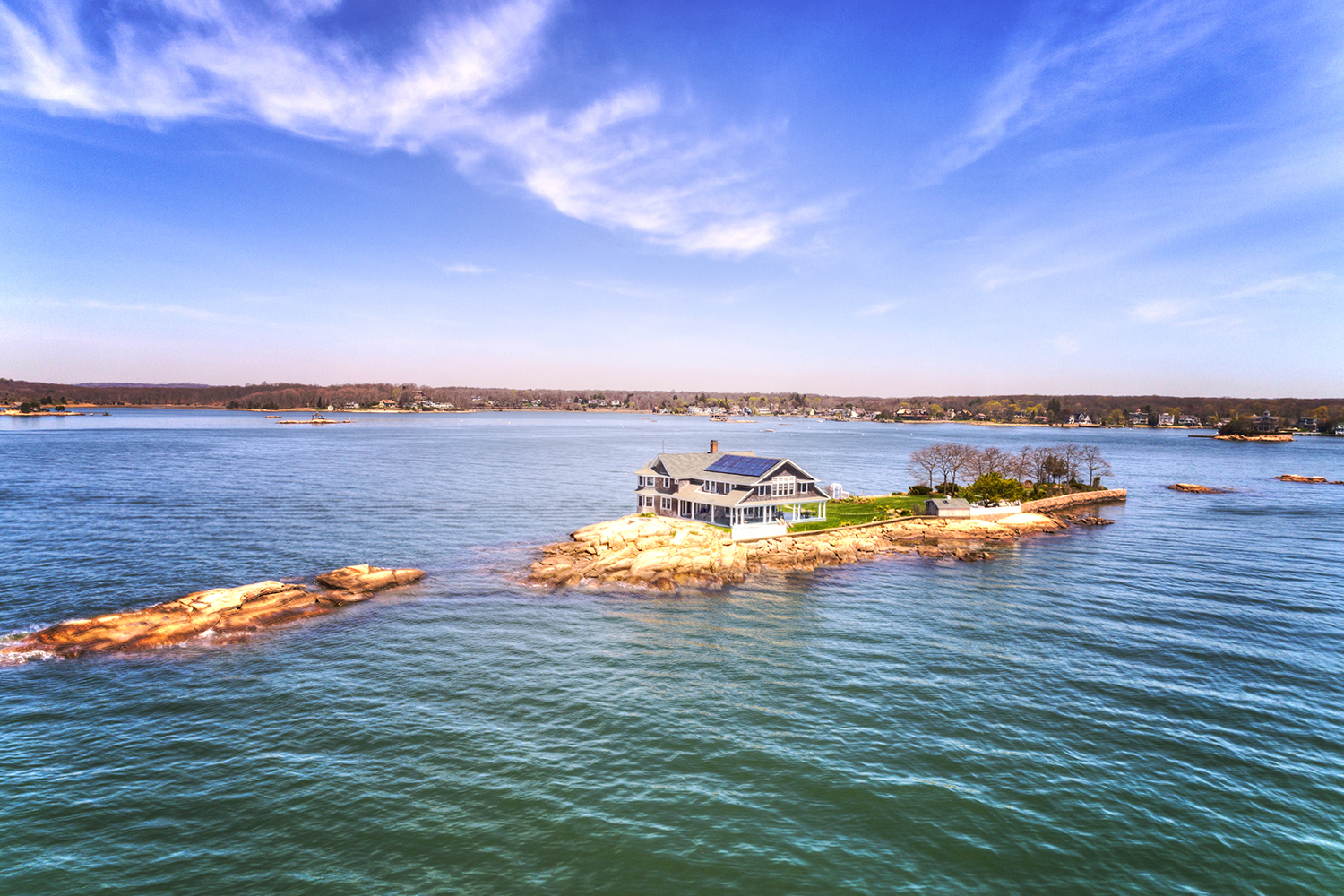 northeast waterfront homes where you can summer like a celebrity potato island 6