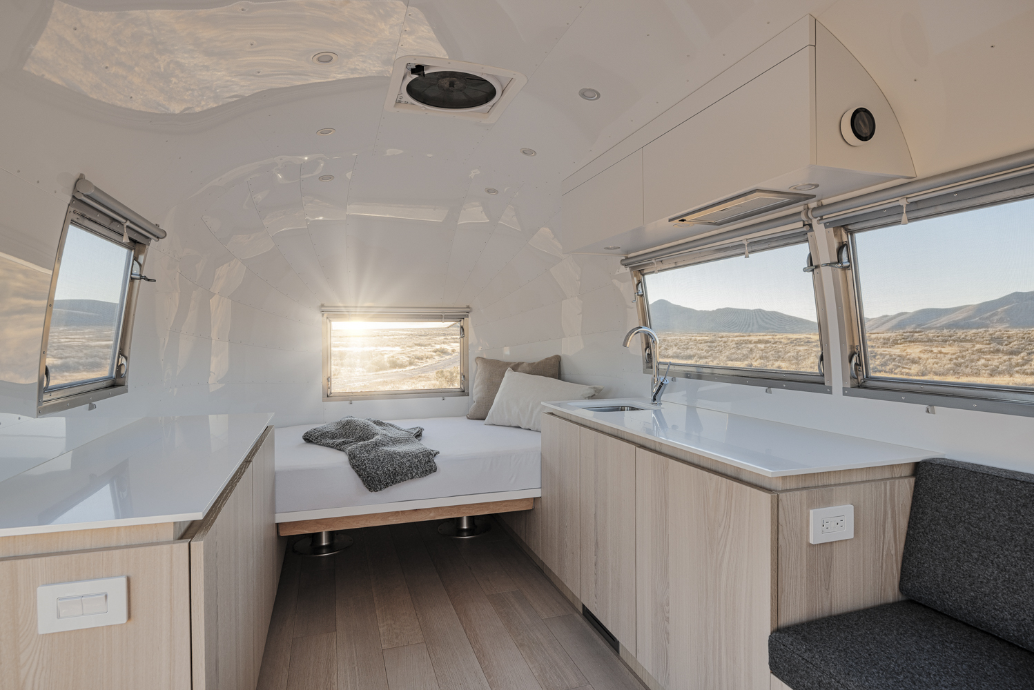 Airstream Bambi II Mobile Office