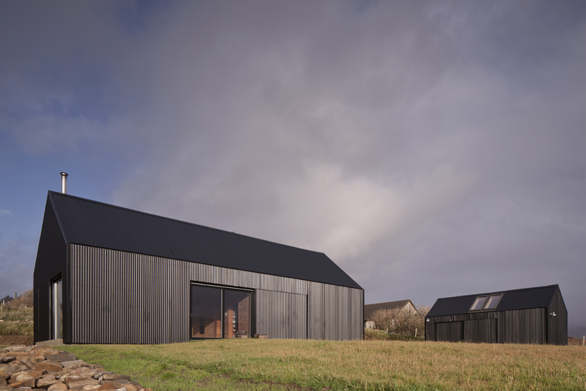 black shed mary arnold forster architects feature heast photos 3