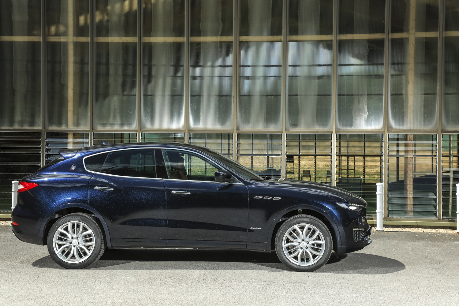 maserati levante suv family friendly review press images crop 4