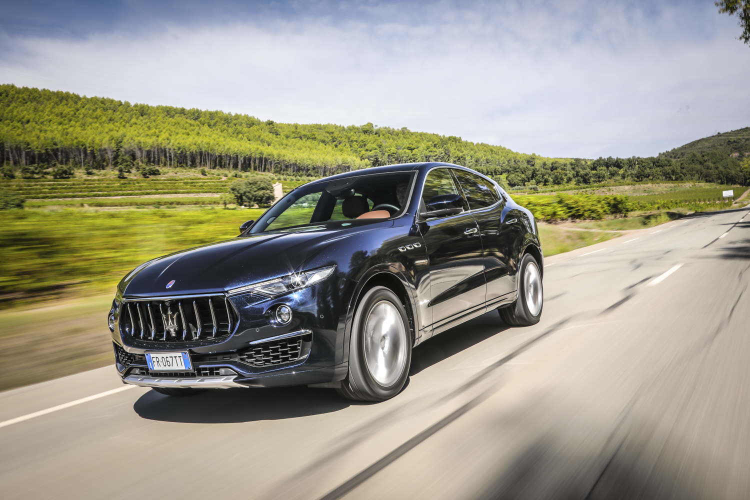 maserati levante suv family friendly review press images crop 9