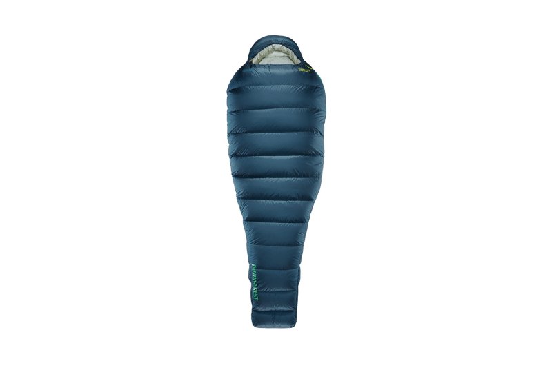 The 10 Best Sleeping Bags for Backpacking and Camping in 2022 - The Manual
