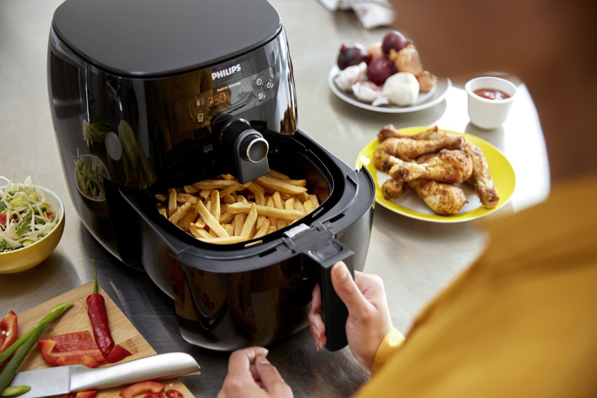 Couple basic questions about air fryer. What rack to use, can u put food  right in the bottom of the basket? : r/airfryer