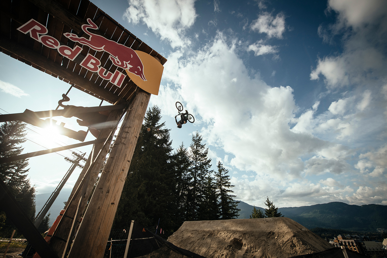 Slopestyle Mountain Bike Red Bull