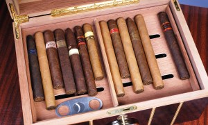 Cigar humidor