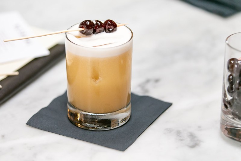 How to Make a Whiskey Sour Cocktail