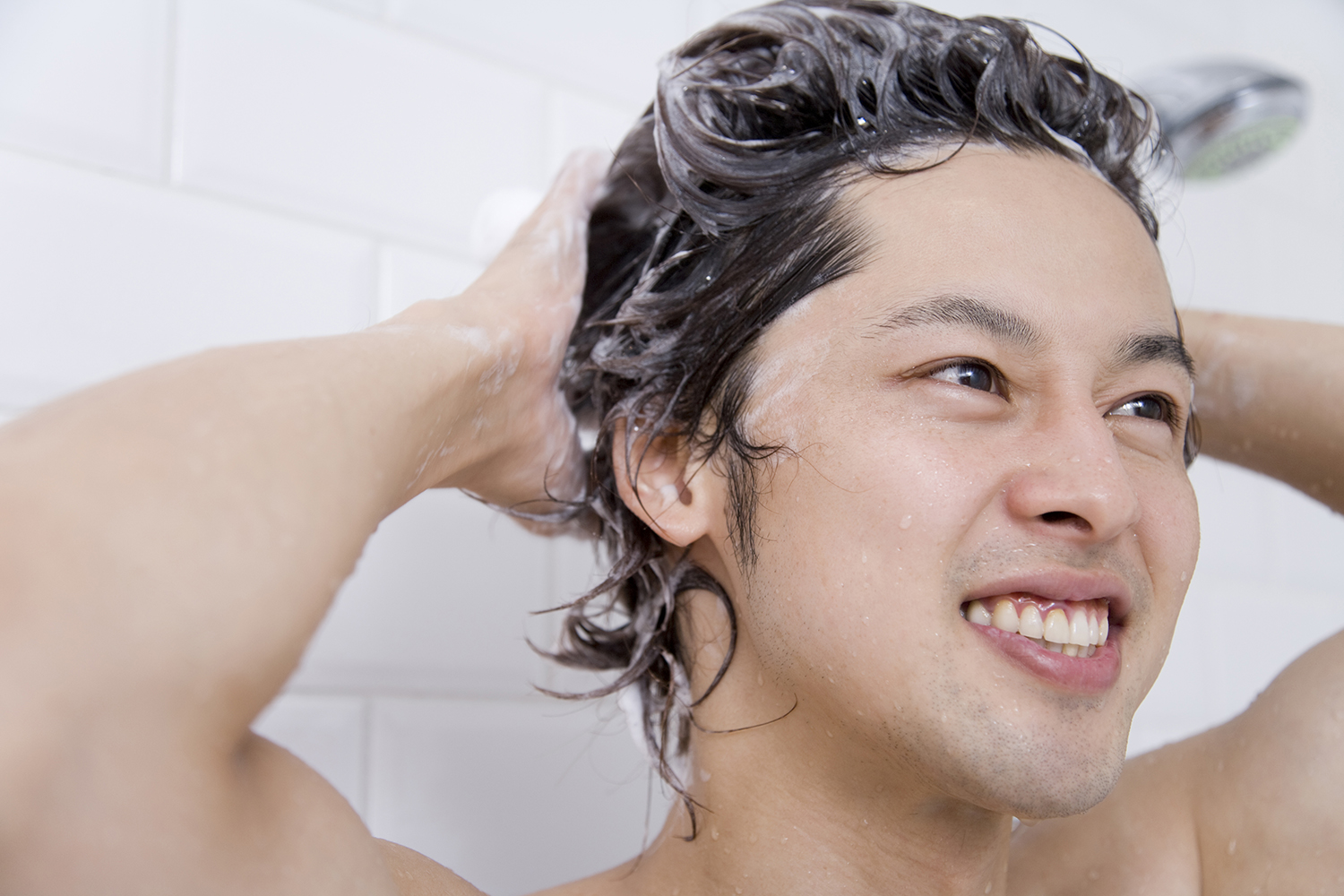How Often Should Men Wash Their Hair? We Asked the Experts - The Manual