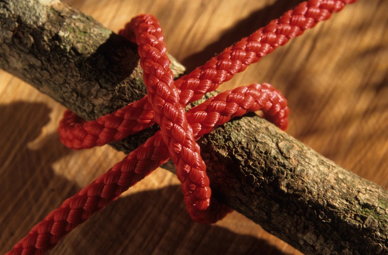 Clove hitch sailing knot